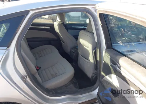 2015 Ford Fusion Hybrid S from USA, damaged, VIN 3FA6P0UU6FR170364